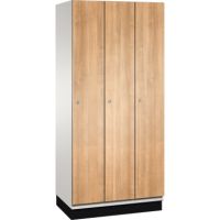 C+P Umkleidespind 4510030S10051 Sockel 3Abteile B900mm rws/ki