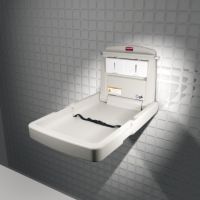 Rubbermaid Baby-Wickelstation FG781988LPLAT vertikal