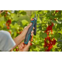 GARDENA Gartenschere AssistCut 12222-20