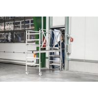 MUNK 011305 Munk Montageplattform mit Treppenzustieg